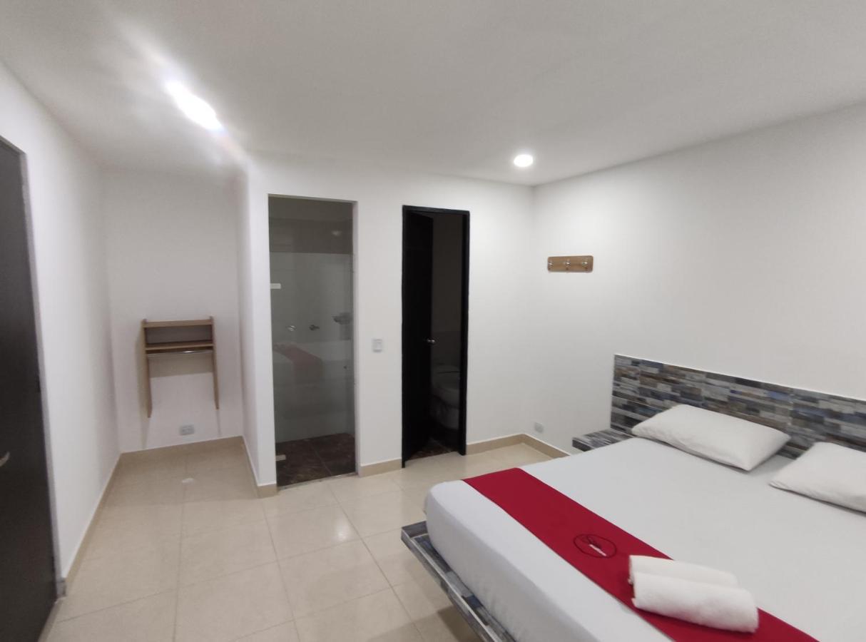 Hotel Spa Laureles Медельин Экстерьер фото