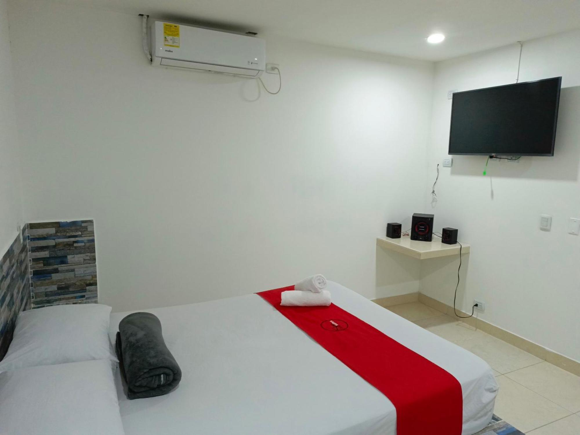 Hotel Spa Laureles Медельин Экстерьер фото