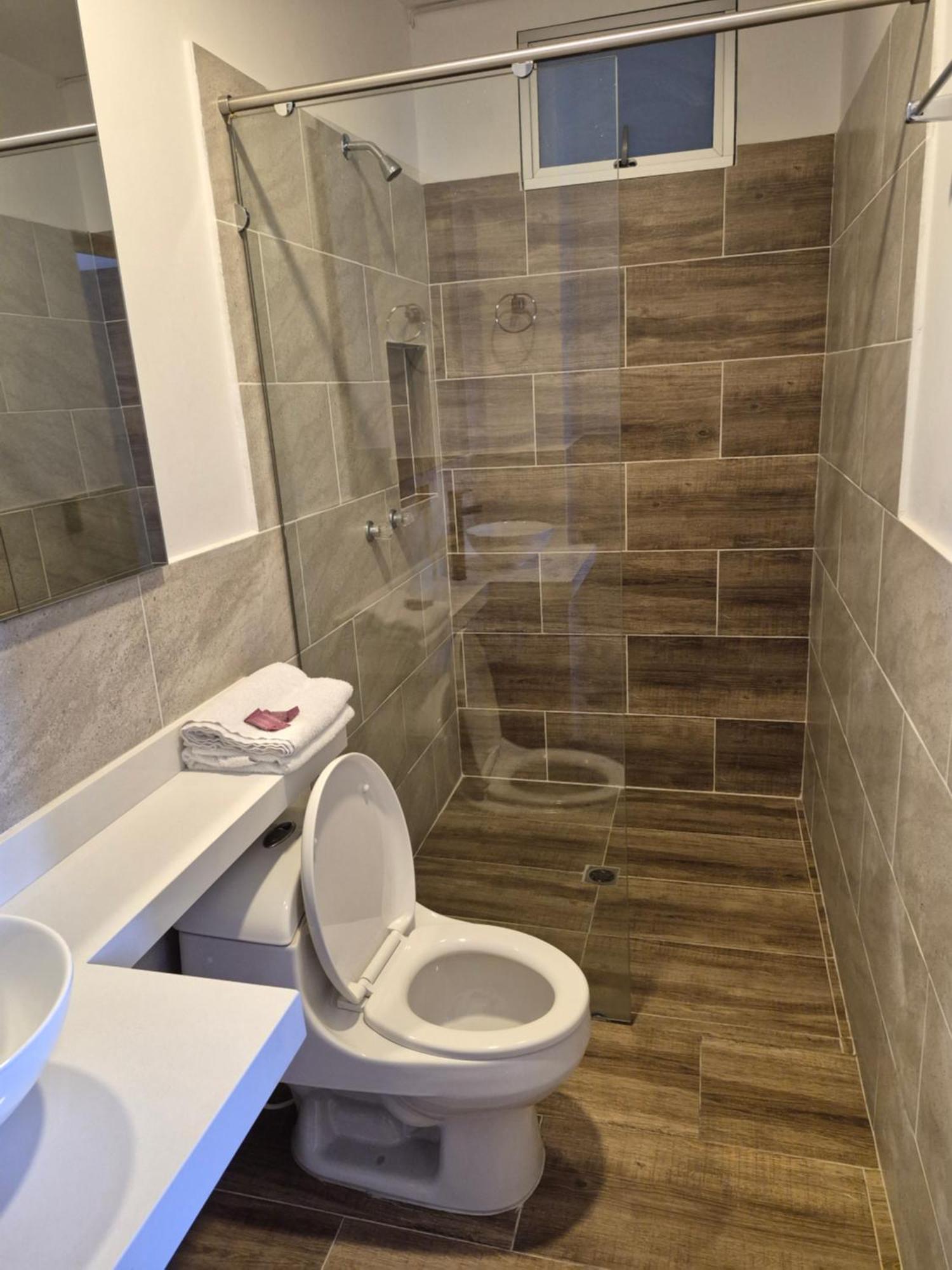 Hotel Spa Laureles Медельин Экстерьер фото