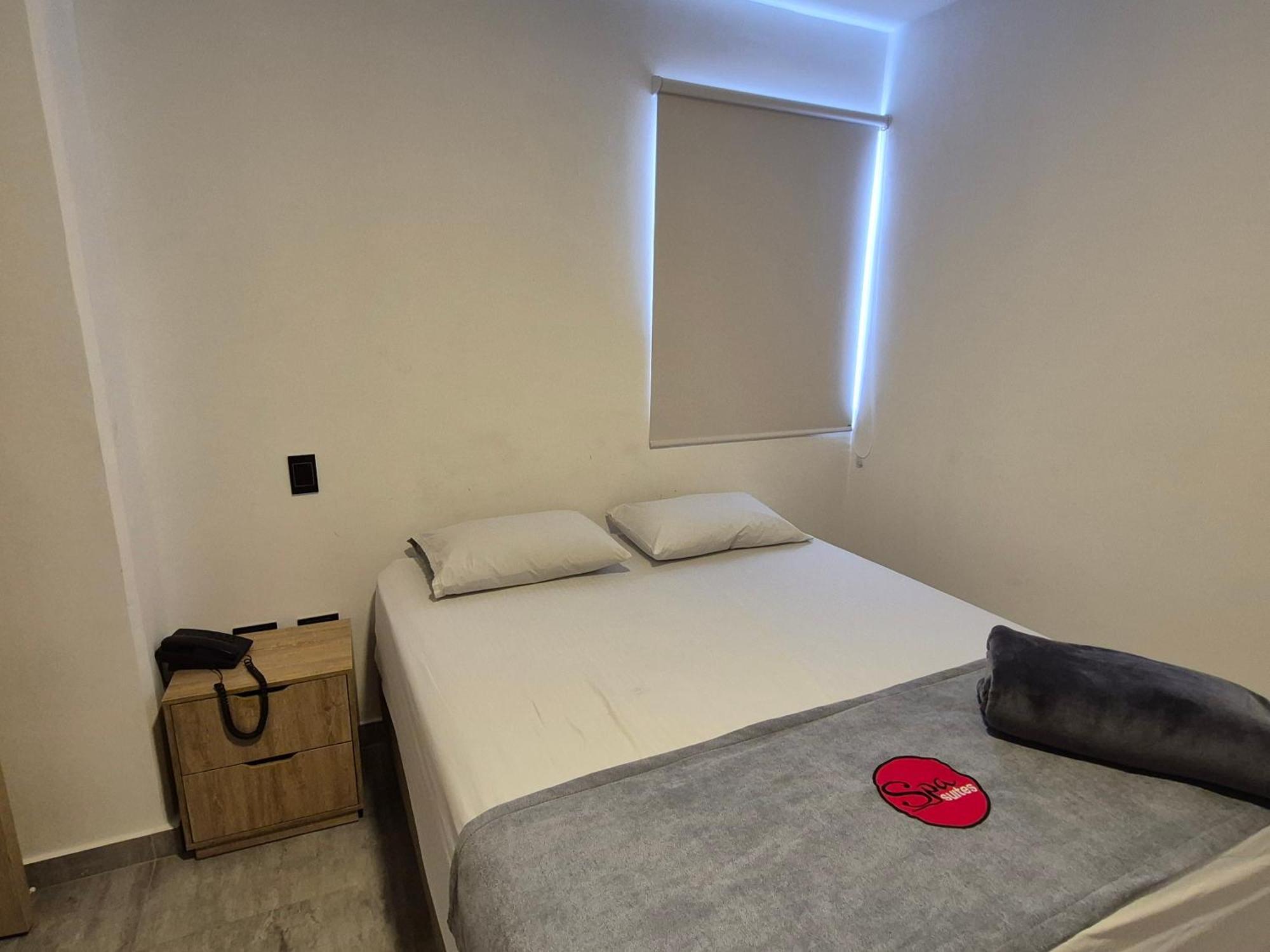 Hotel Spa Laureles Медельин Экстерьер фото