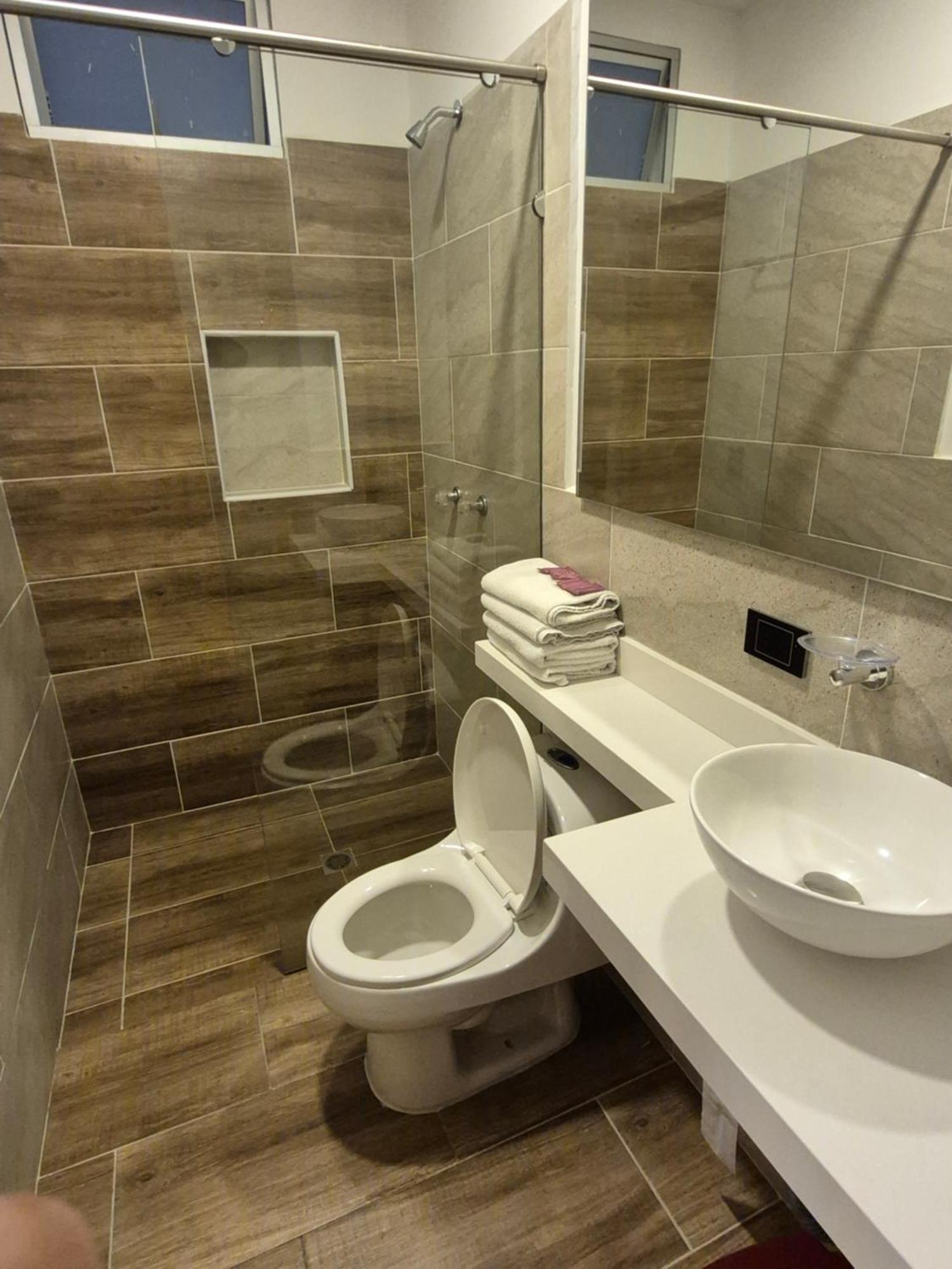 Hotel Spa Laureles Медельин Экстерьер фото